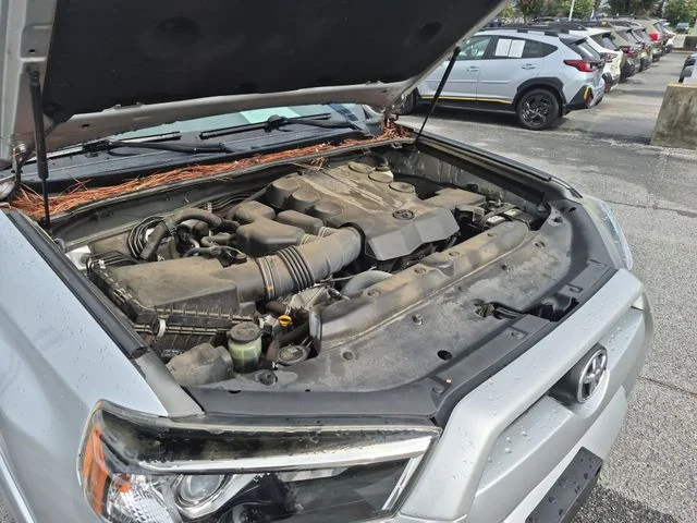 Used 2017 Silver Toyota SR5 image 37