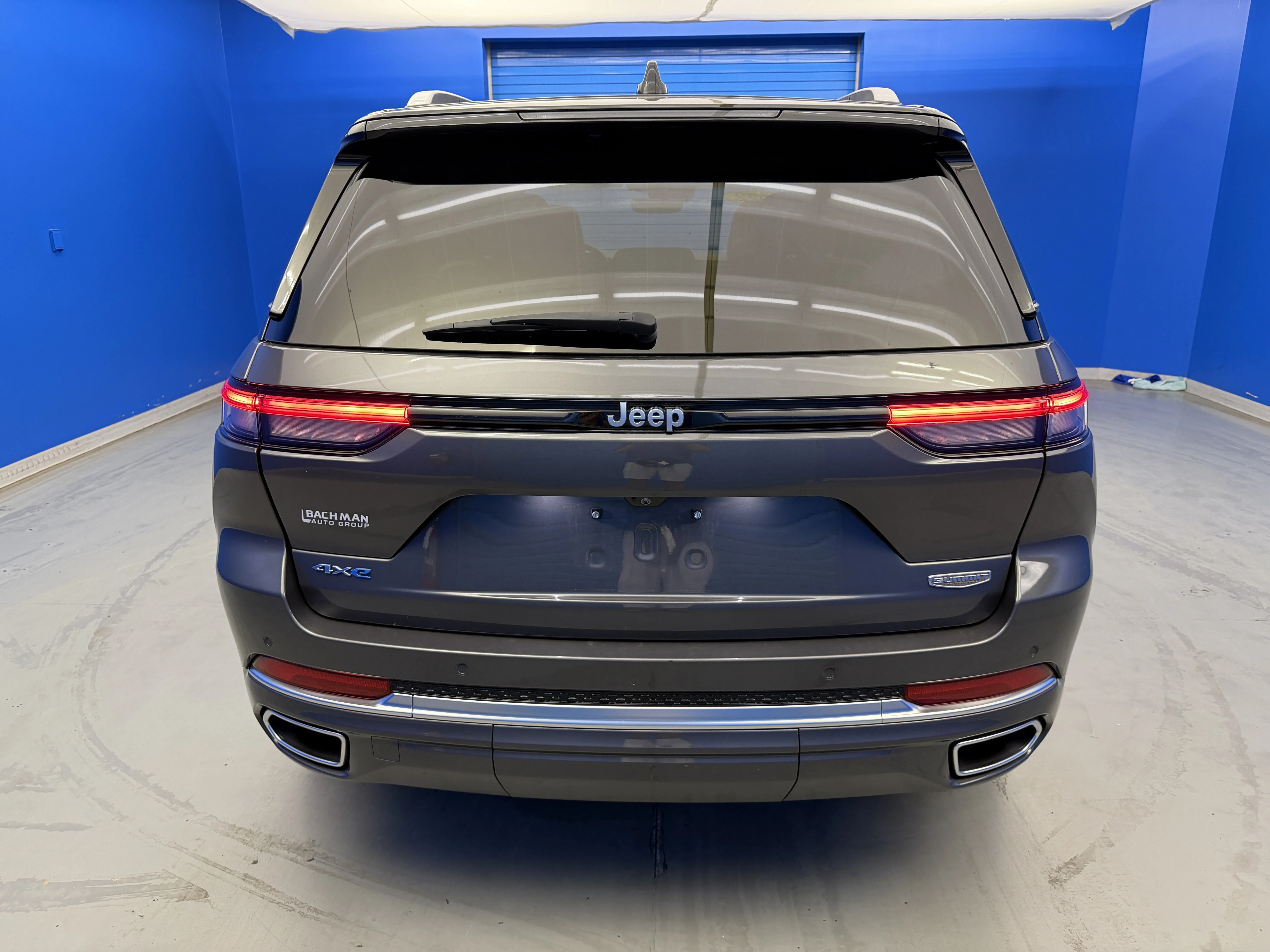 Used 2022 Baltic Gray Metallic Clearcoat Jeep Summit Reserve image 7