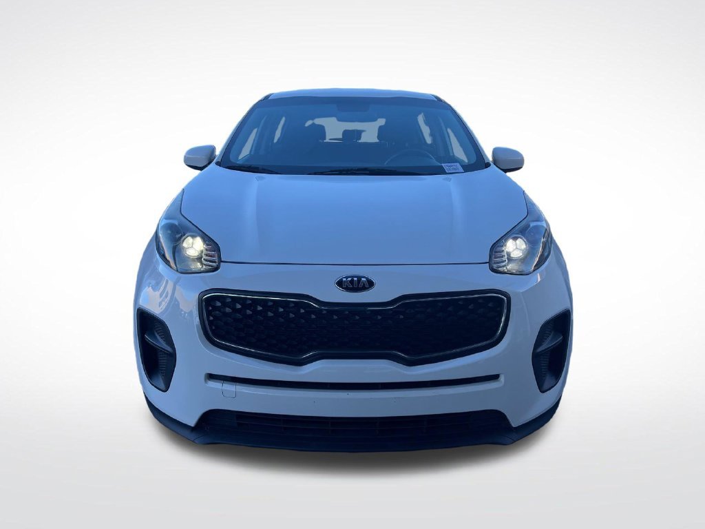 Used 2019 White Kia LX image 8