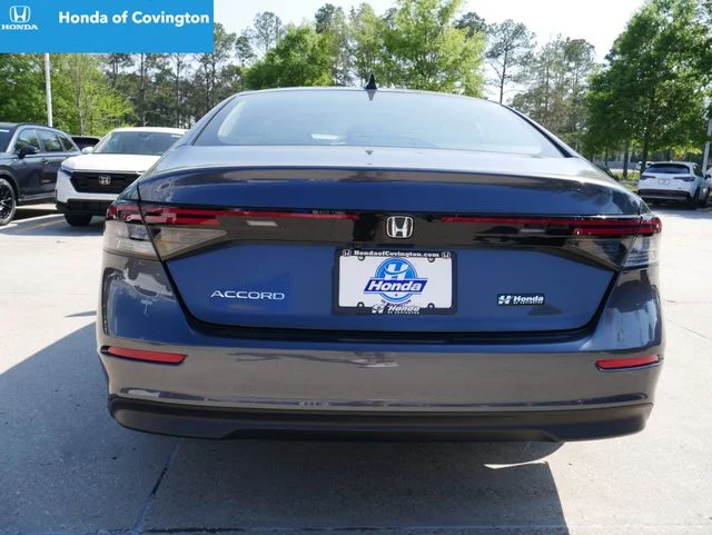New 2026 Meteorite Gray Metallic Honda SE image 4