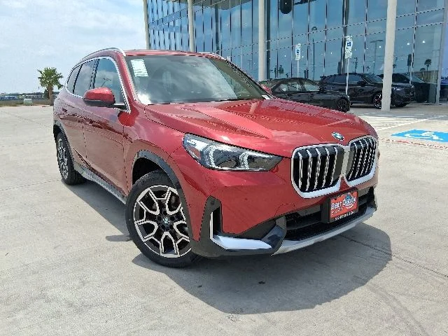 New 2026 Vegas Red Metallic BMW xDrive28i image 1