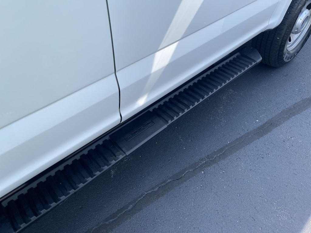 2019 Ford F-350 Super Duty Chassis Cab XL - Photo 24