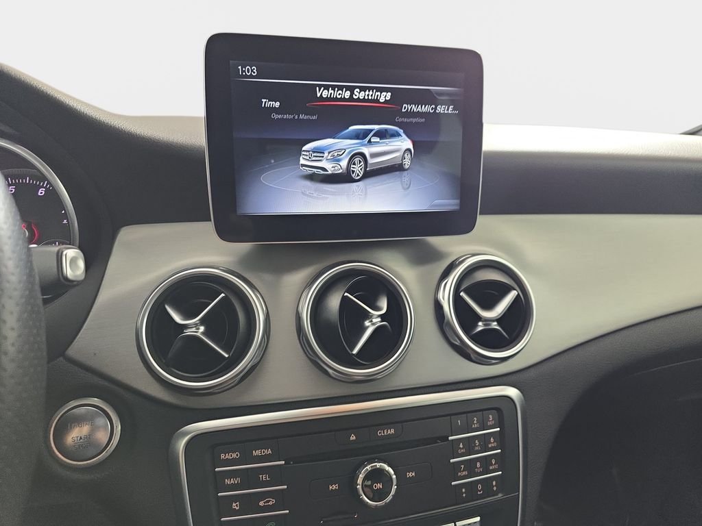 Used 2018 Gray Metallic Mercedes-Benz GLA 250 image 23