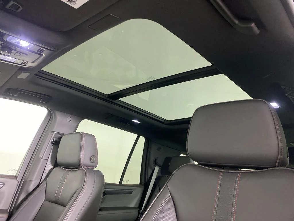 Used 2025 Ash Chevrolet RST image 25