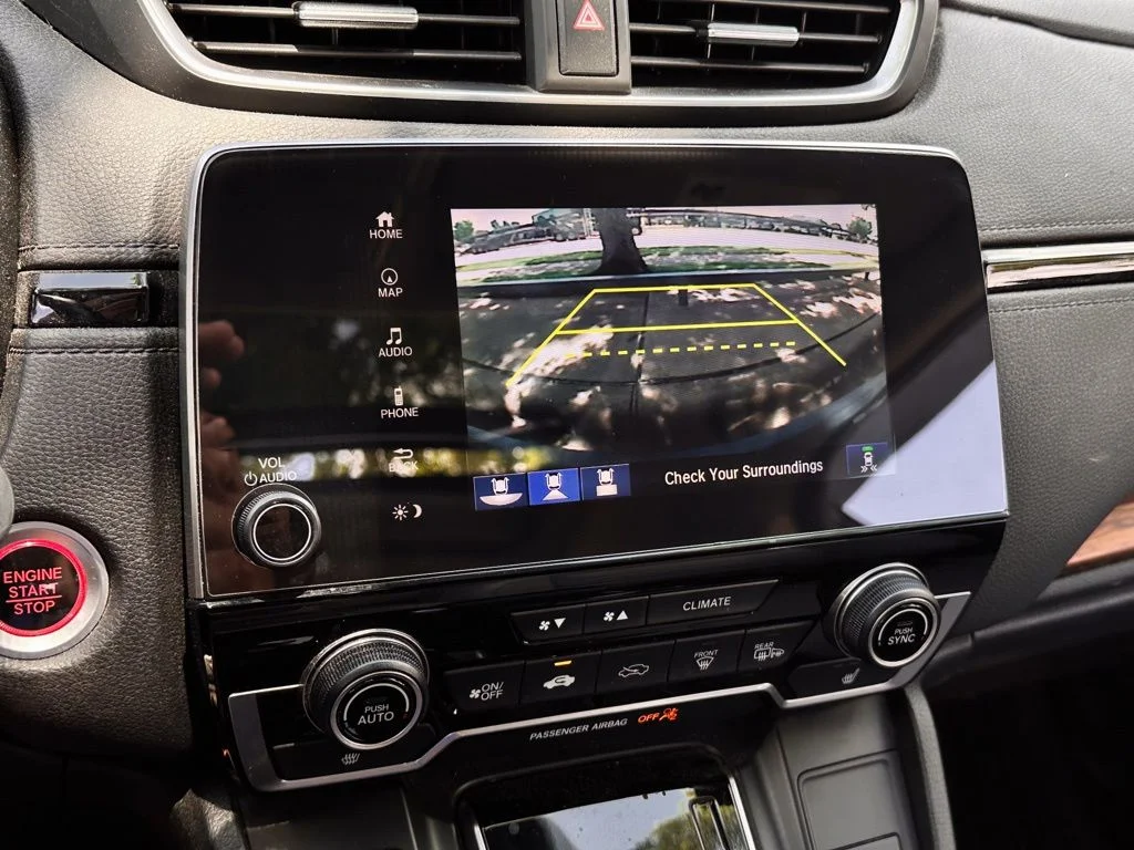 Used 2018 Black Honda Touring image 11