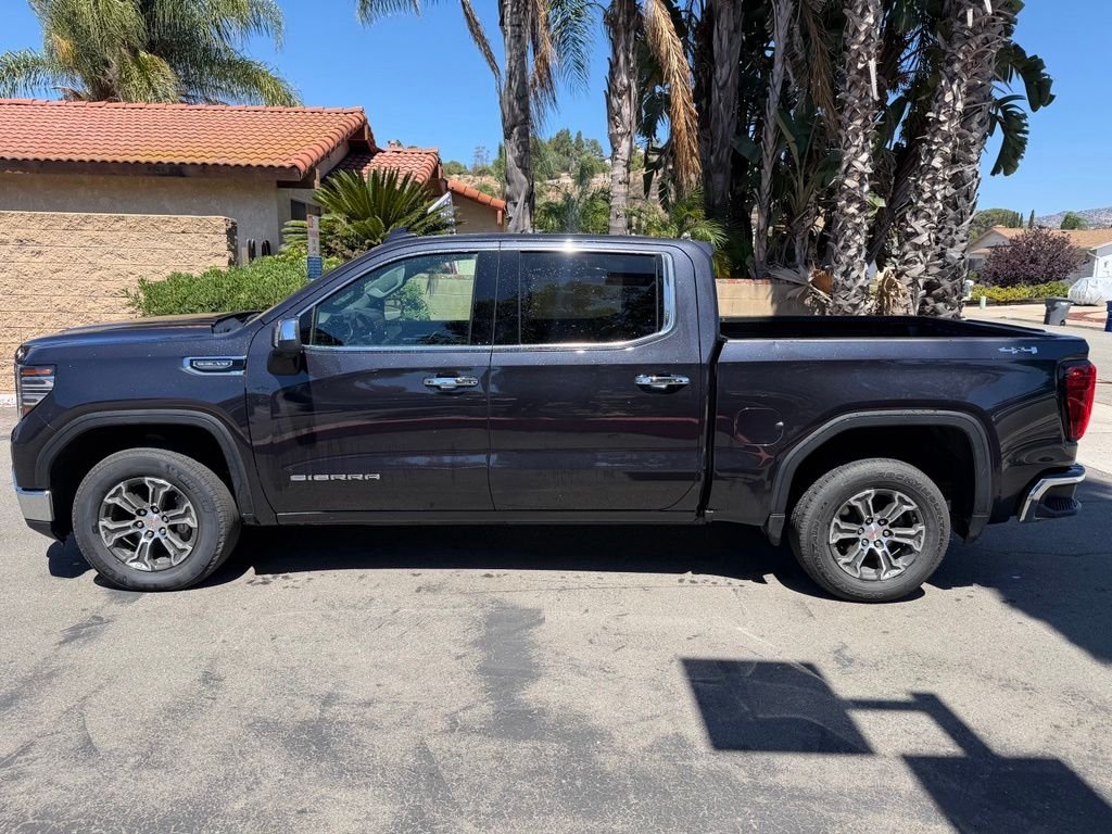 Used 2025 Silver GMC SLT image 8
