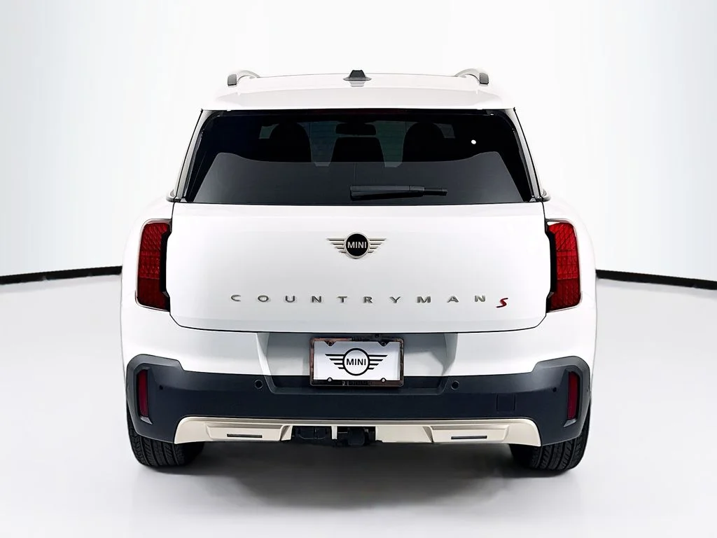 New 2027 Nanuq White Metallic MINI Iconic image 6