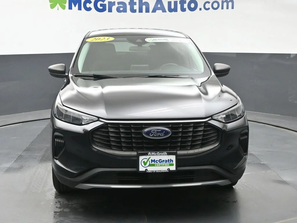 Used 2023 Black Ford Active image 5