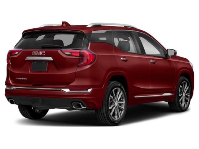 Used 2018 Red Quartz Tintcoat GMC Denali image 2