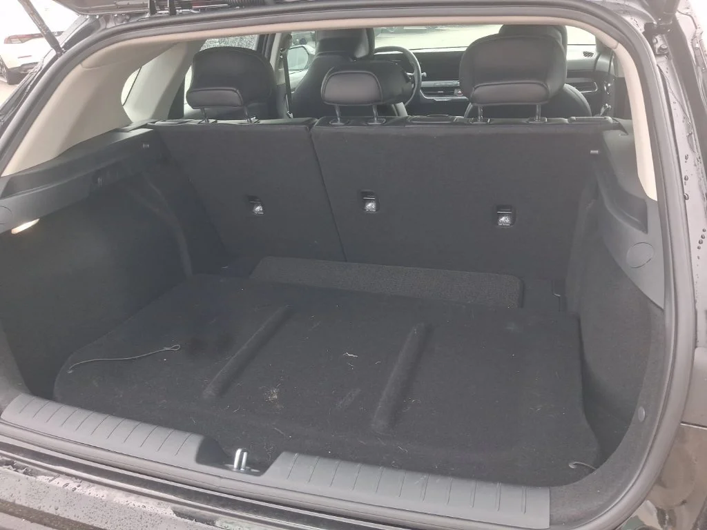 Used 2026 Black Kia EX image 9