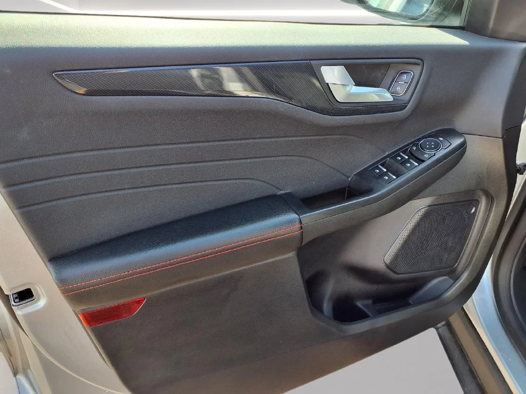 Used 2024 Silver Ford ST-Line image 13