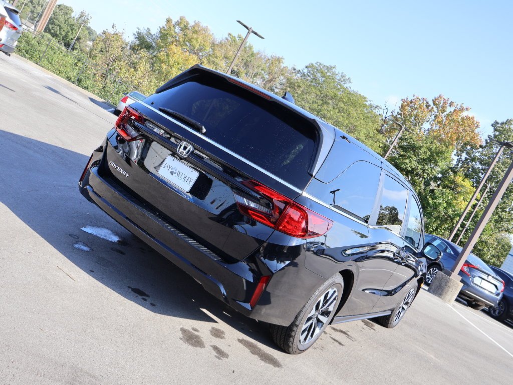 Used 2025  Honda EX-L image 7