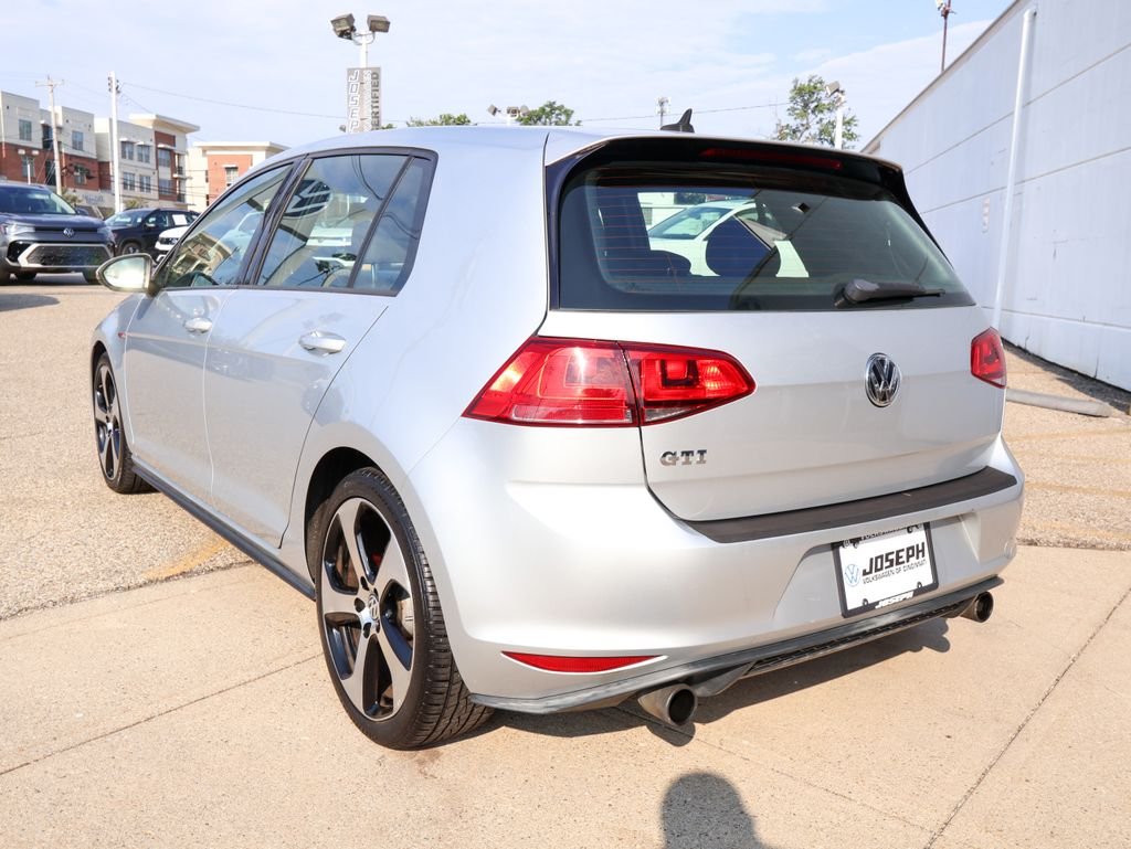 Used 2015 Silver Volkswagen 2.0T S image 3