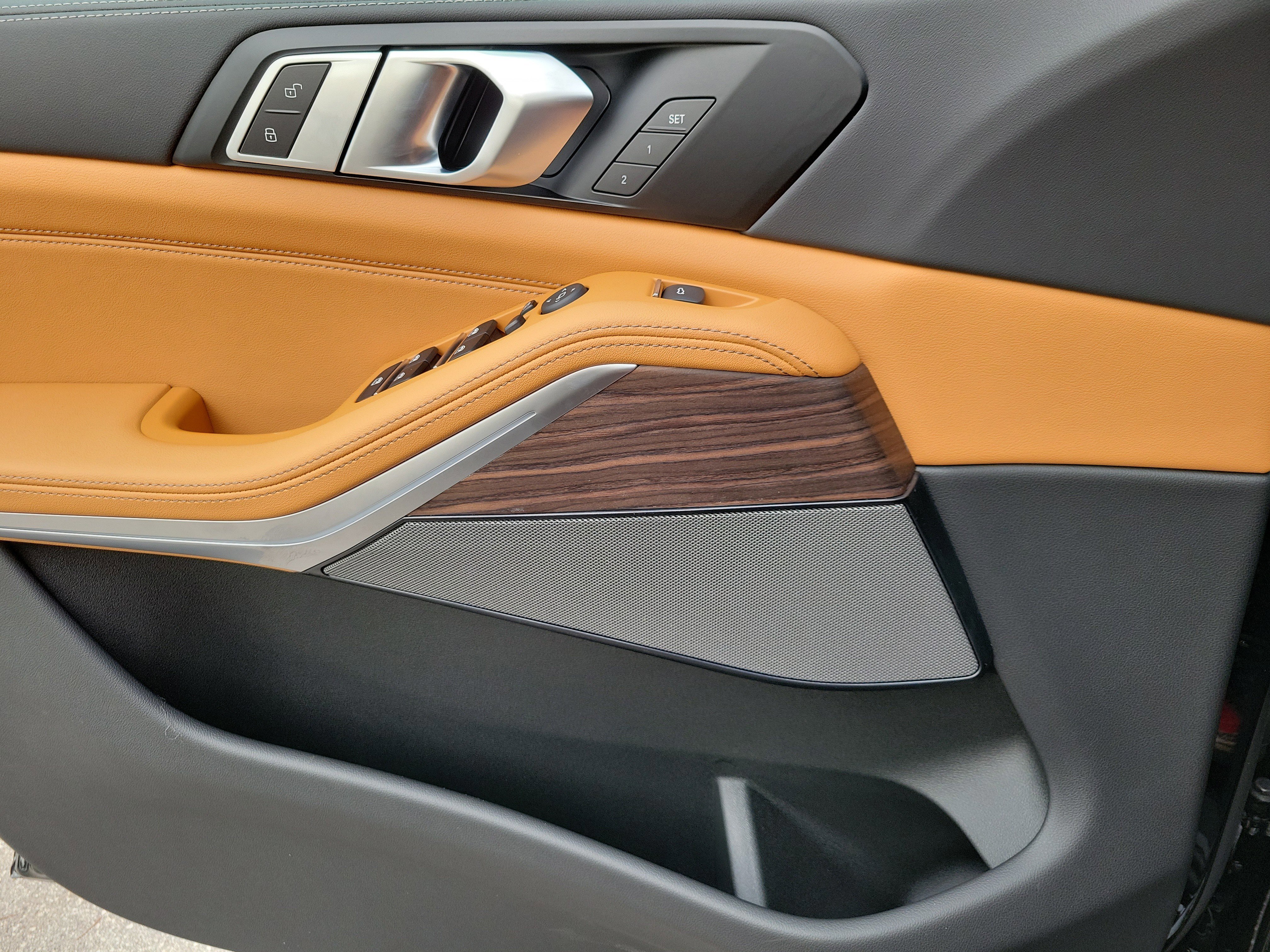 New 2026 Alpine White BMW sDrive40i image 17