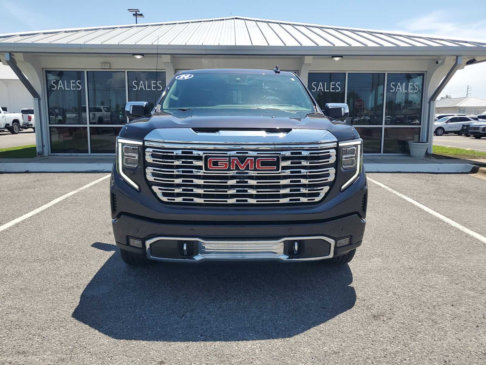 Used 2025 Titanium Rush Metallic GMC Denali image 11