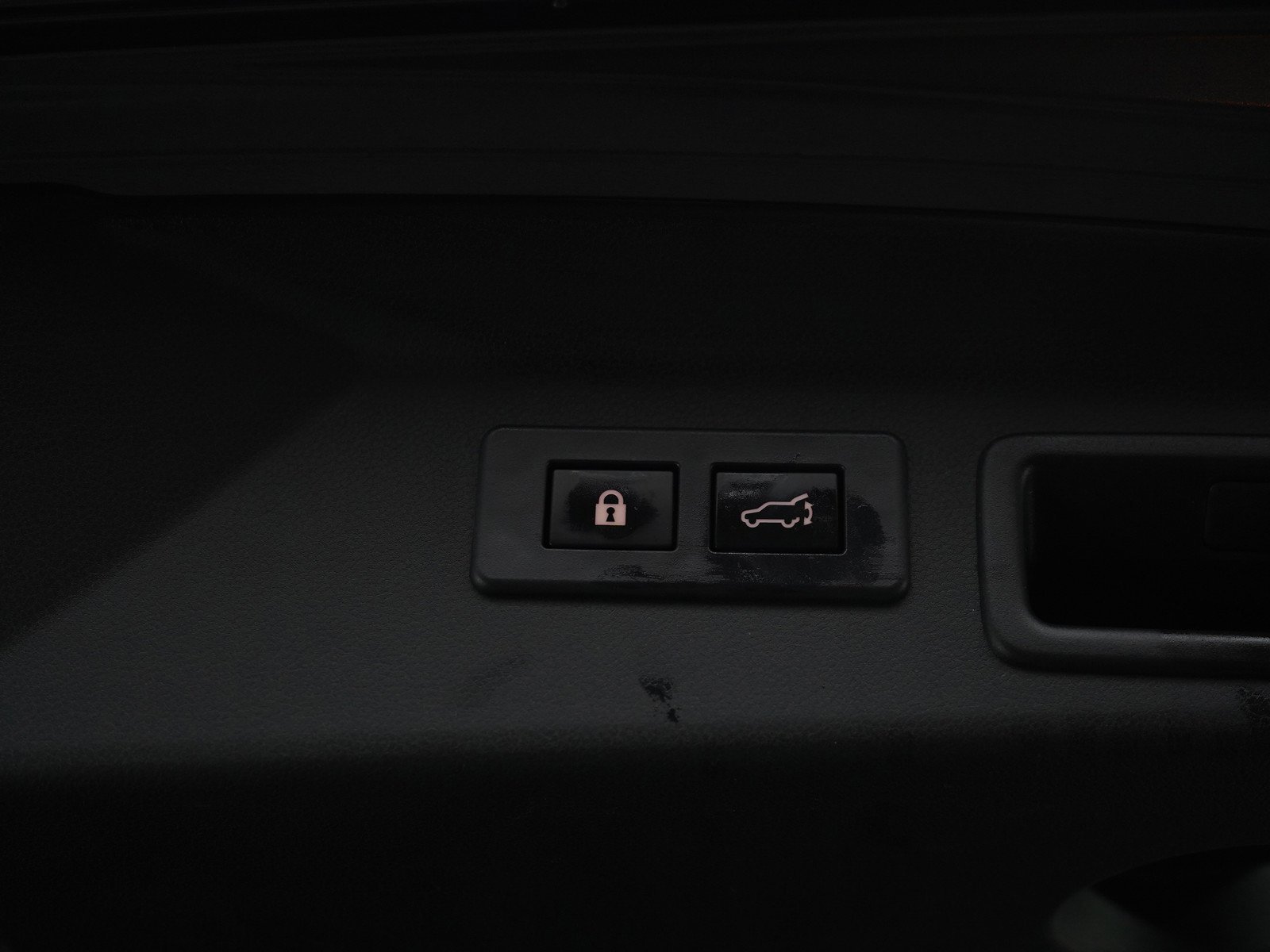 Used 2025 Gray Metallic Subaru Premium image 19