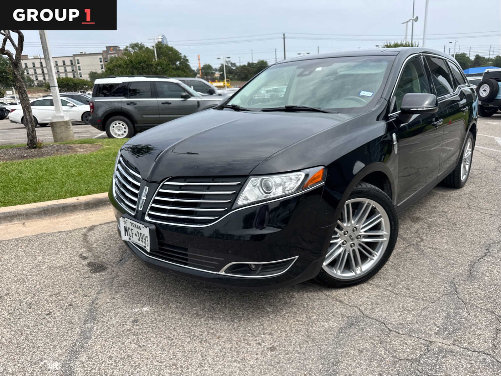 2018 Lincoln MKT 3.5 Reserve AWD's photo