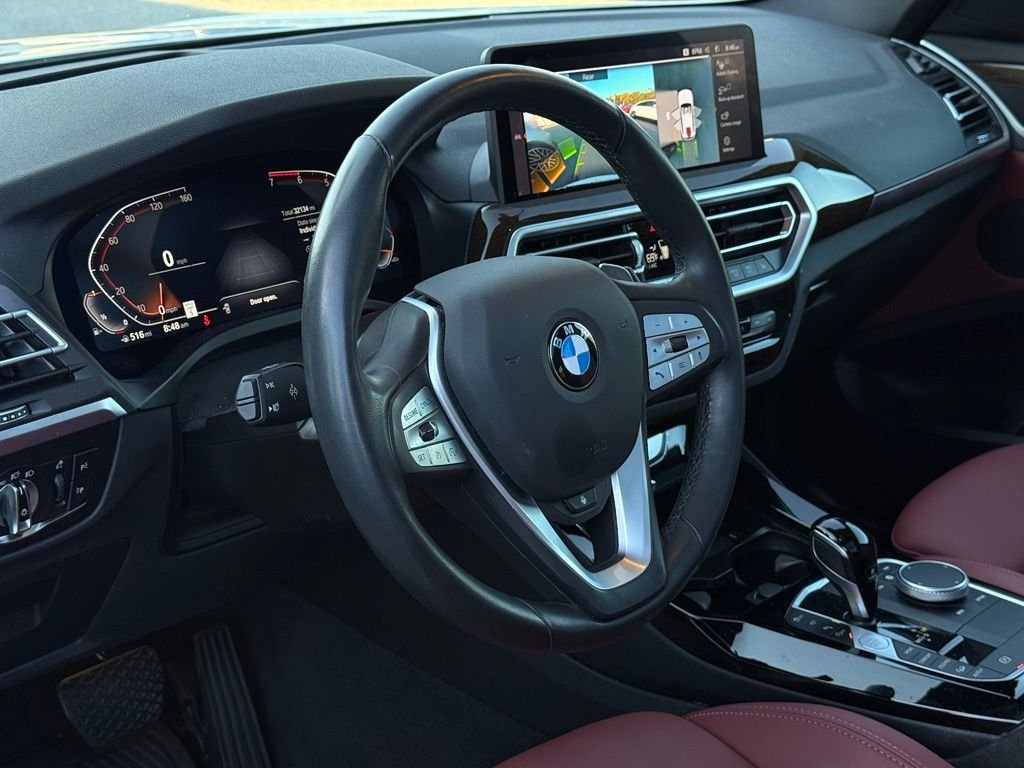 Used 2024 White BMW xDrive30i image 14