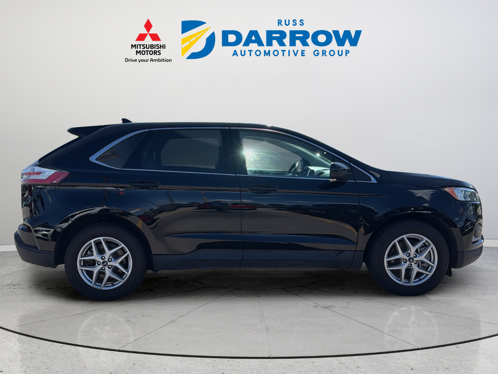 Used 2024 Black Ford SEL image 6