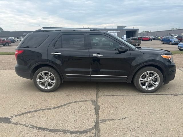 Used 2014 Black Ford Limited image 12
