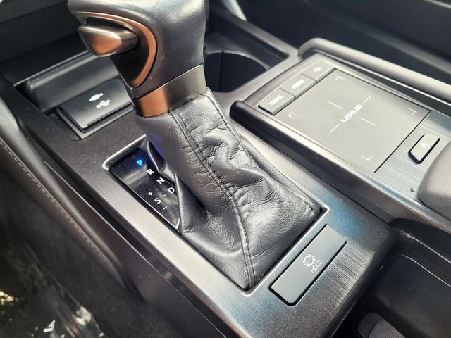 Used 2022 White Lexus 250 image 19