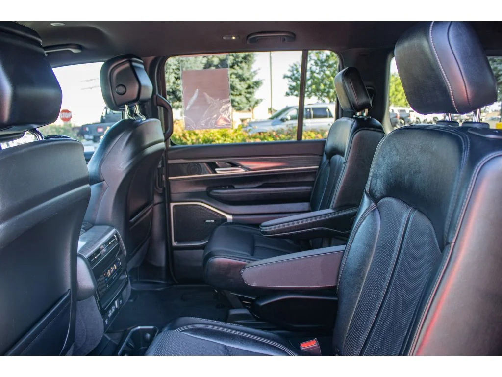 Used 2024 Silver Zynith Jeep Series III image 19