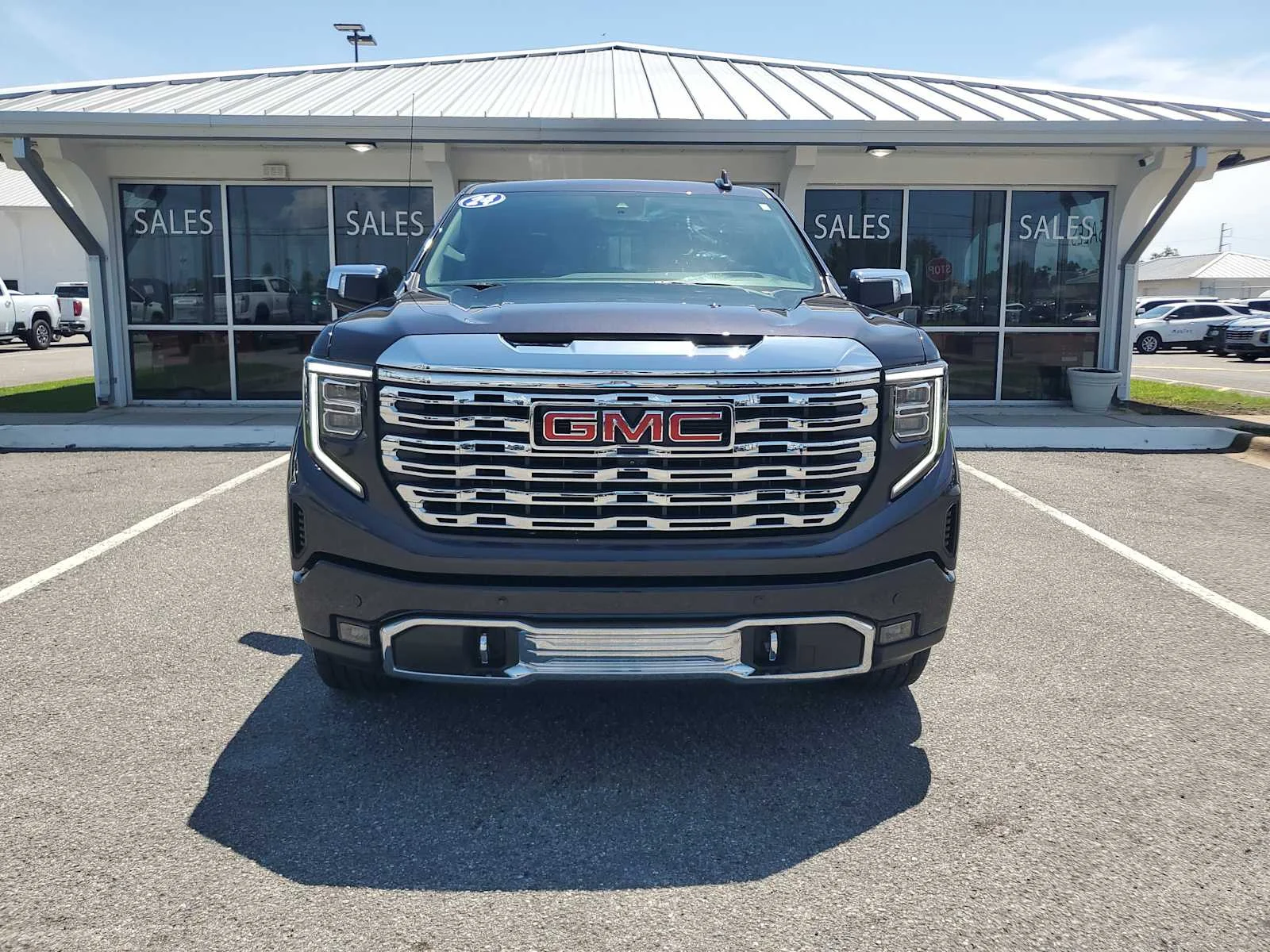 Used 2025 Titanium Rush Metallic GMC Denali image 11