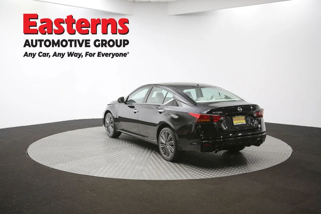 Used 2024 Black Nissan 2.5 SL image 63