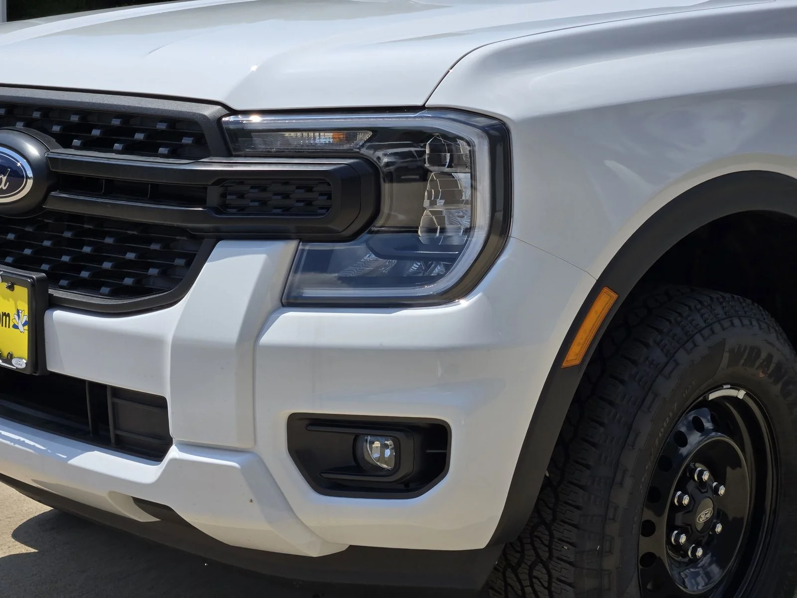 New 2026 Oxford White Ford XL image 5