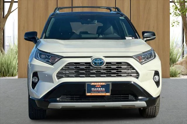 Certified Used 2020 White Toyota XSE image 39
