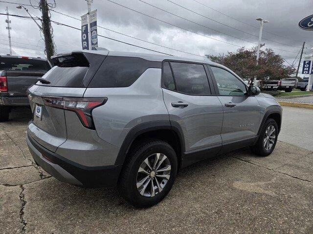 Used 2026 Sterling Gray Metallic Chevrolet AWD LT image 5