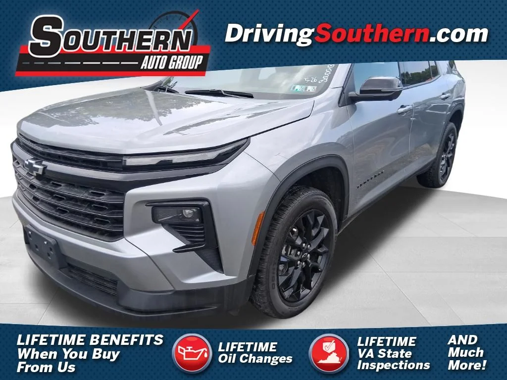2024 Chevrolet Traverse FWD LS's photo