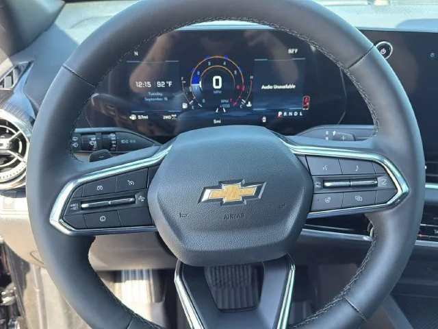 New 2027 Mosaic Black Metallic Chevrolet LT image 22