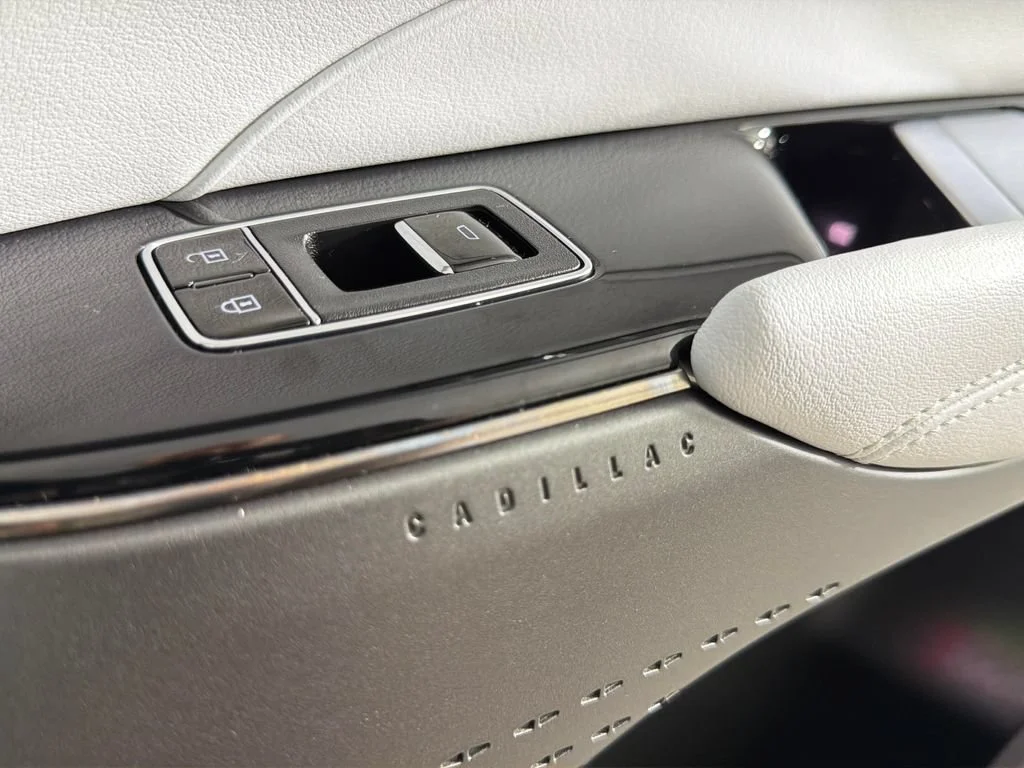 2024 Cadillac LYRIQ Sport 1 - Photo 38