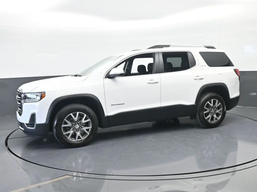 2022 GMC Acadia SLE FWD's photo