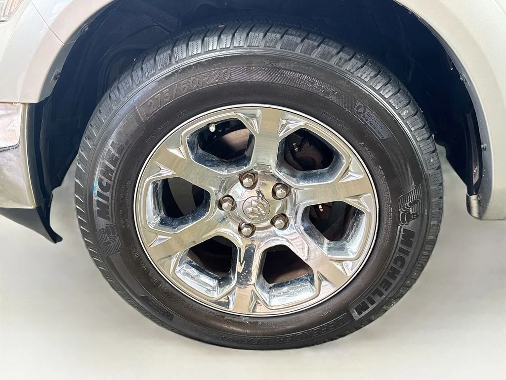 Used 2014 White Ram Laramie image 38