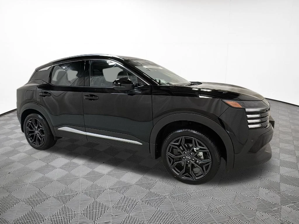 New 2026 Black Nissan SR image 5