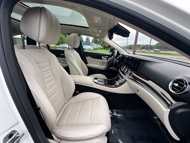 Certified Used 2023 White Mercedes-Benz E 450 image 32