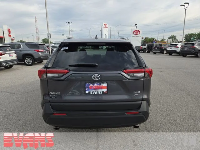 Used 2025 Gray Toyota XLE image 27