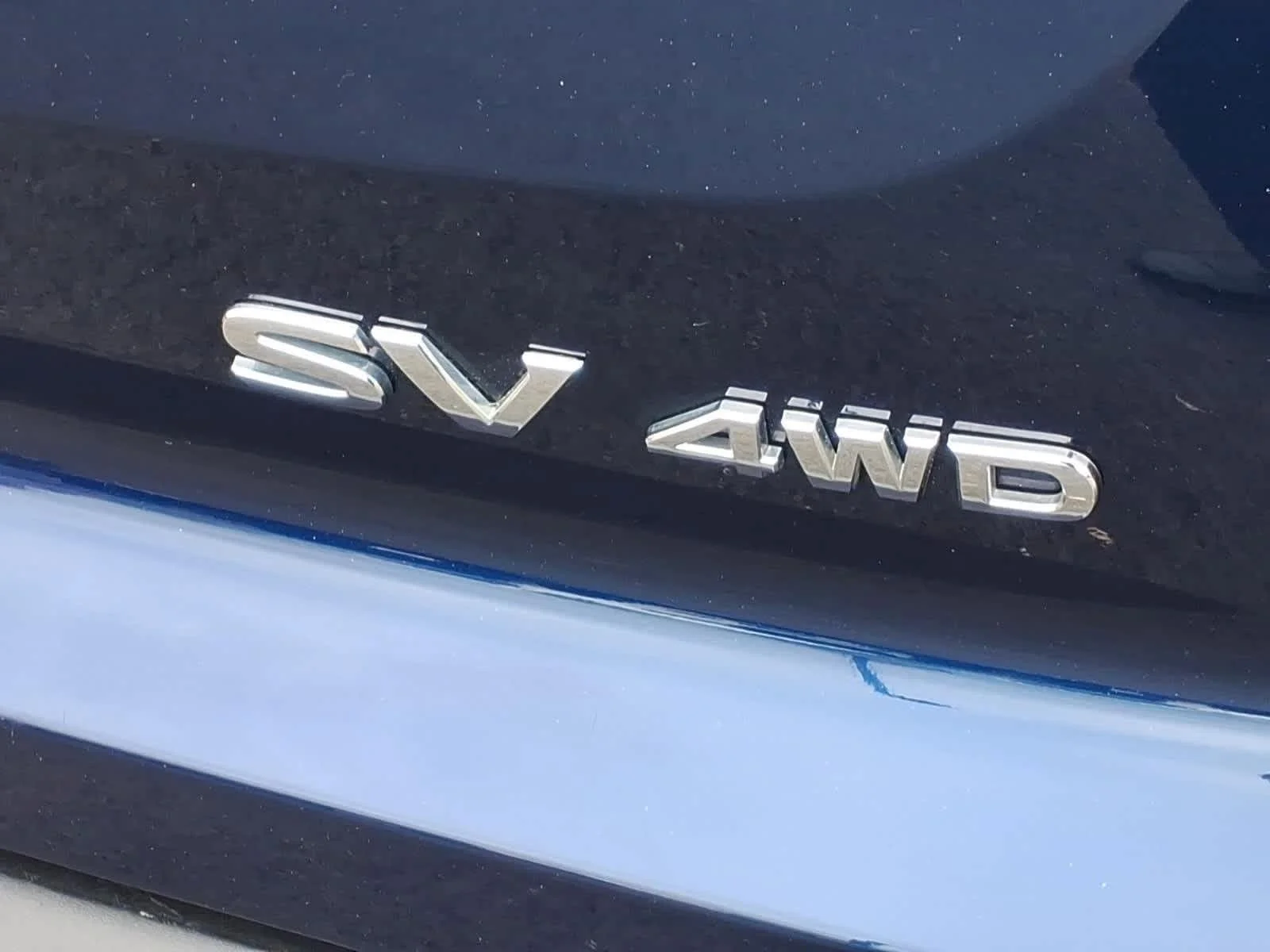Used 2024 Deep Ocean Blue Pearl Nissan SV image 11