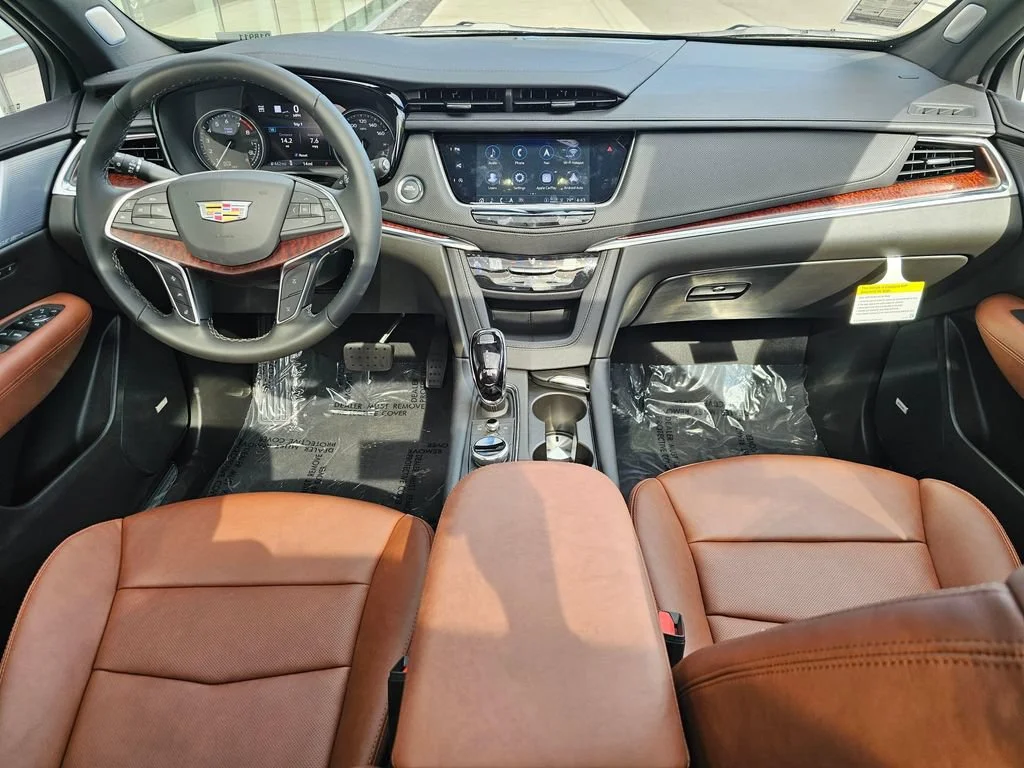 New 2026 Emerald Lake Metallic Cadillac Premium Luxury image 18