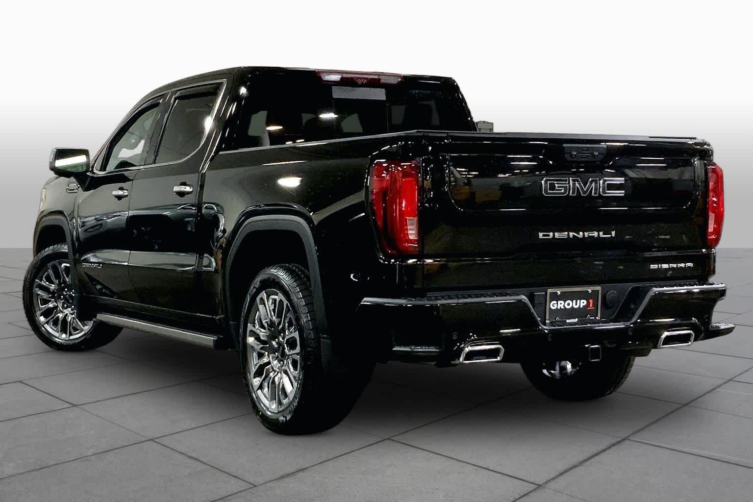 Used 2023 Onyx Black GMC Denali Ultimate image 12