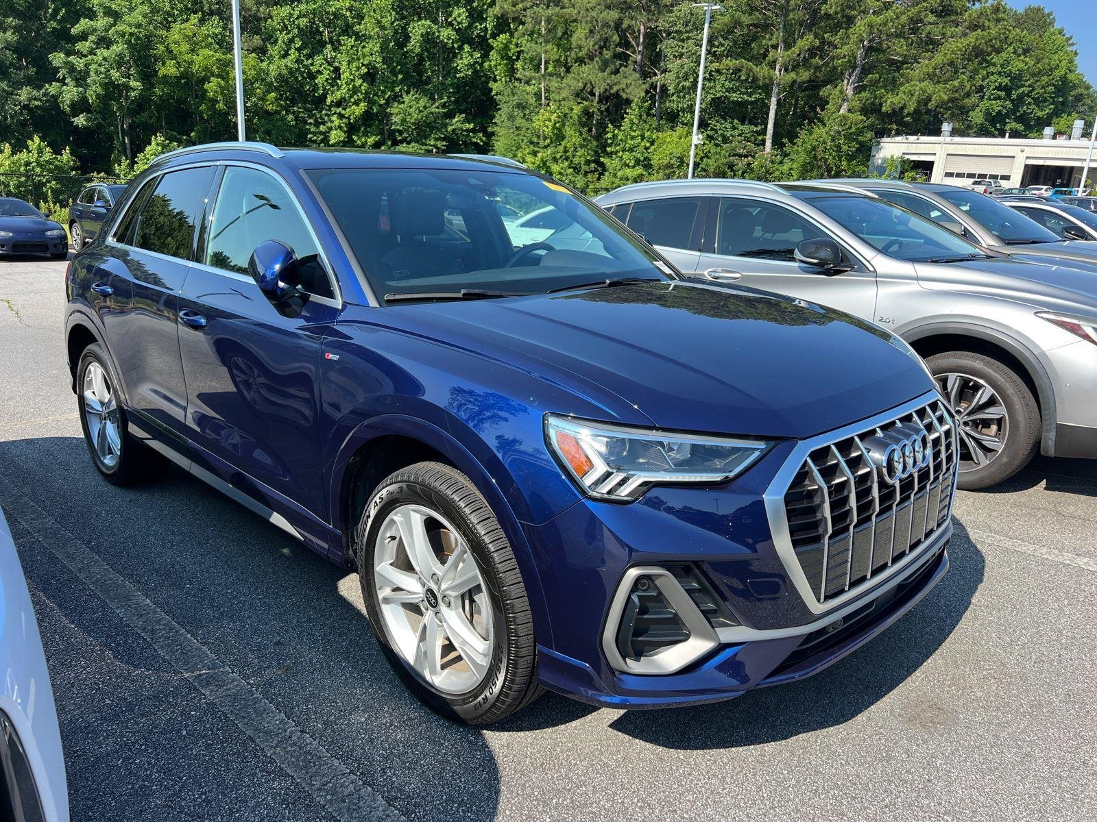 Used 2023 Navarra Blue Metallic Audi S line Premium image 3