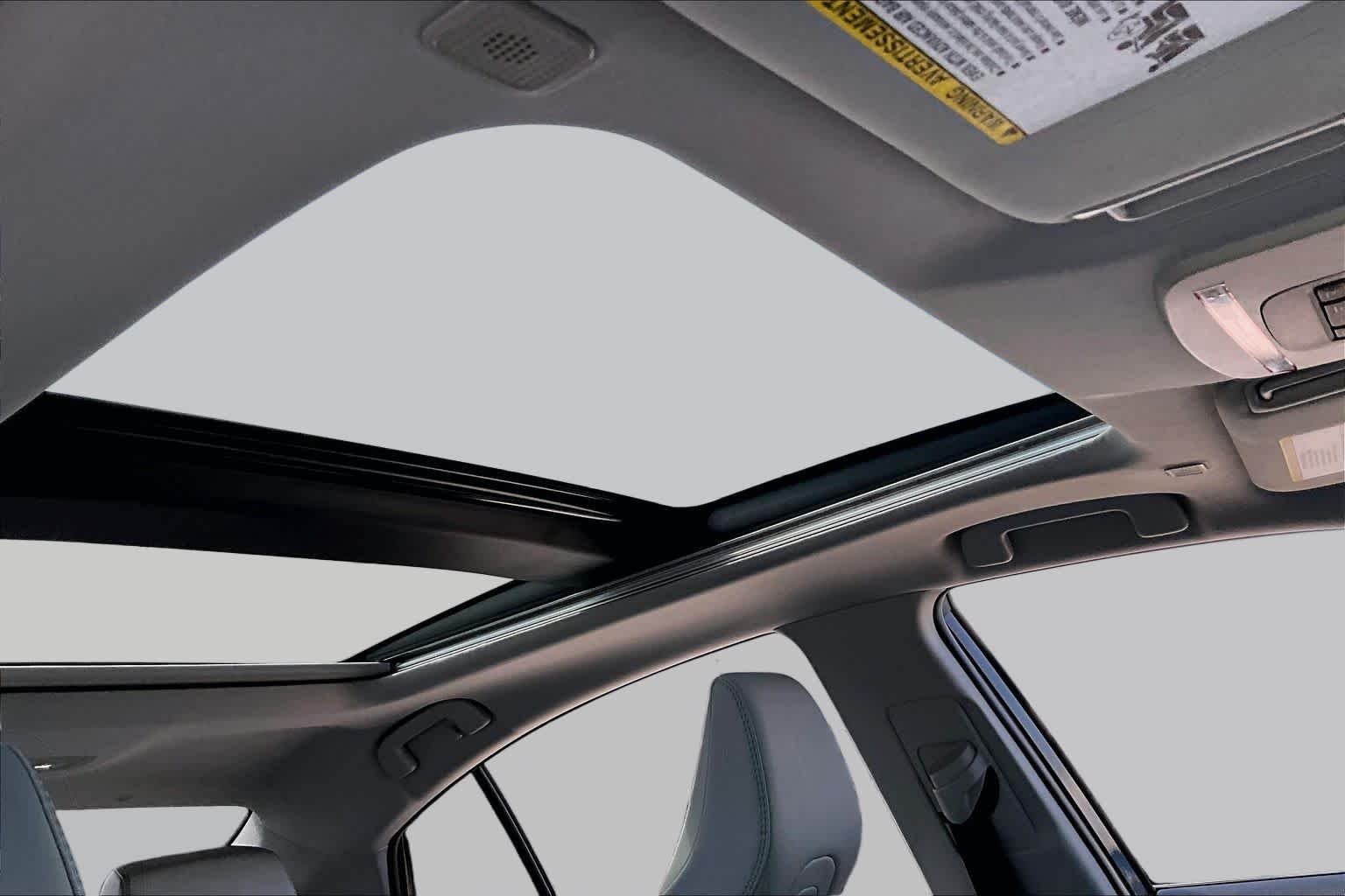 Used 2025 UNDERGROUND Toyota XLE image 14