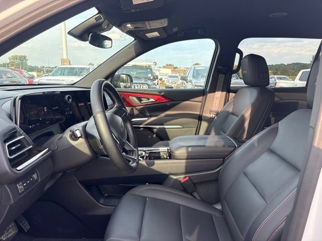 2025 Chevrolet Traverse Z71 - Photo 10