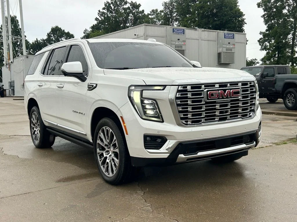 Used 2025 White GMC Denali image 4