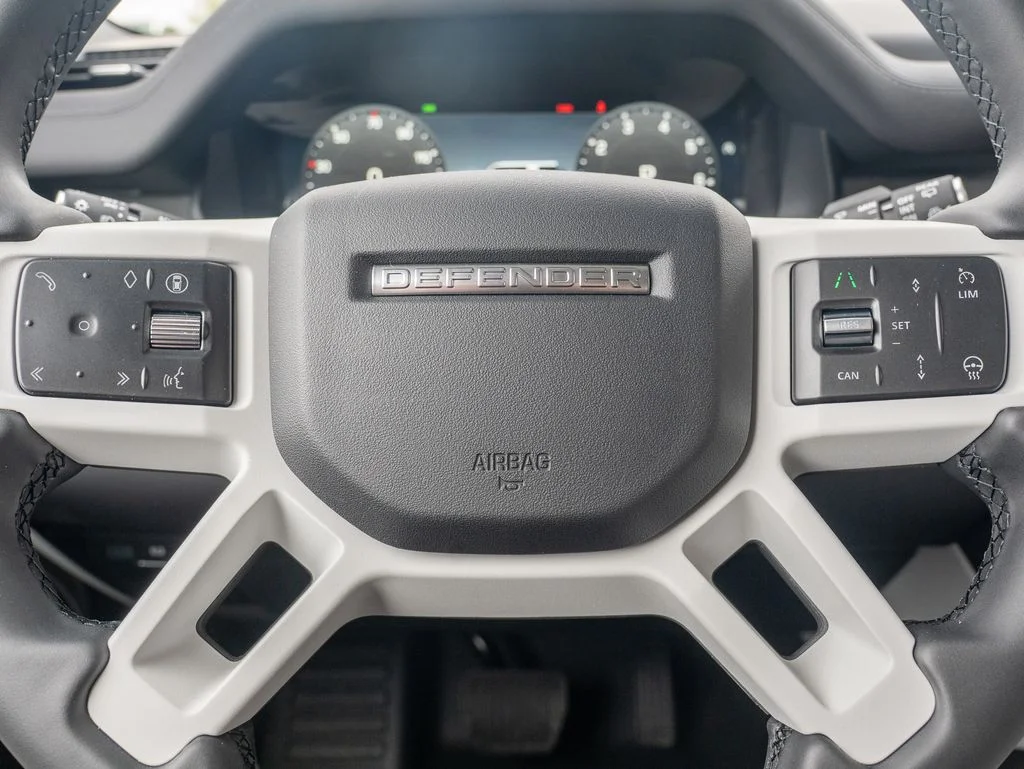New 2026 Fuji White Land Rover S image 14