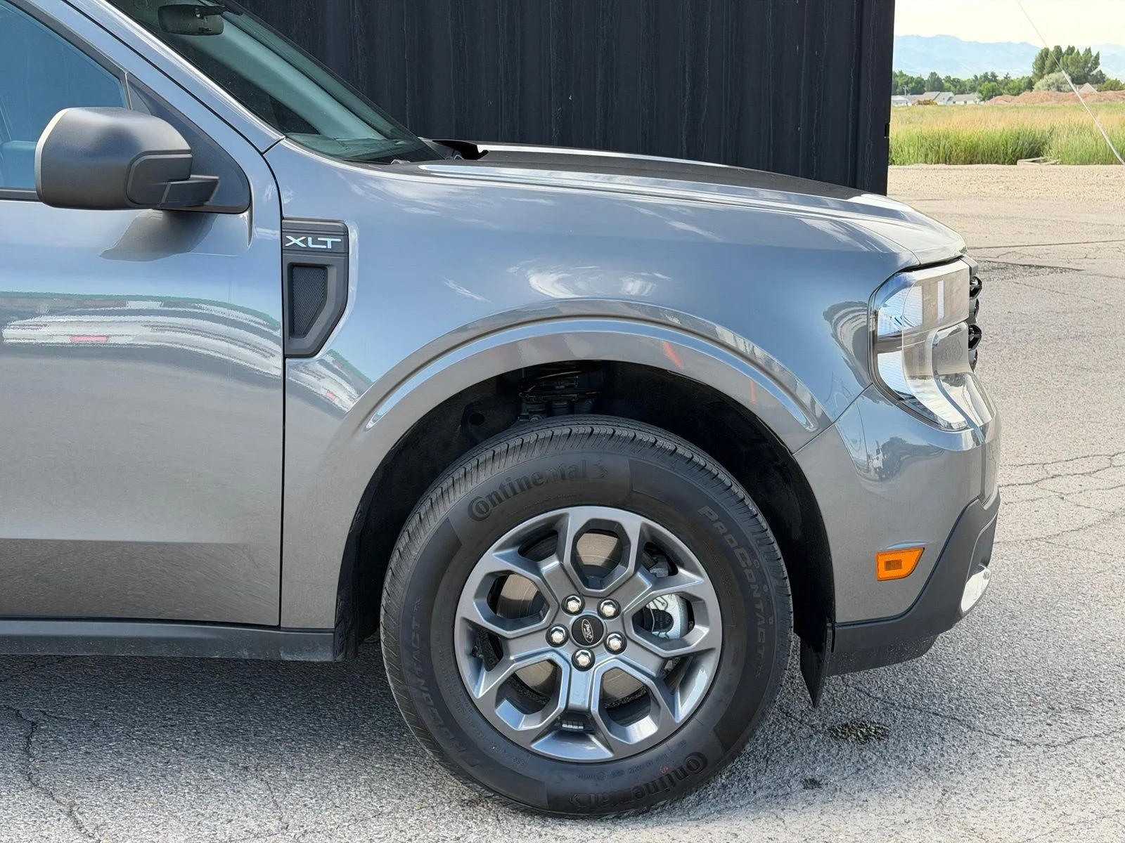 Used 2025 Gray Ford XLT image 4