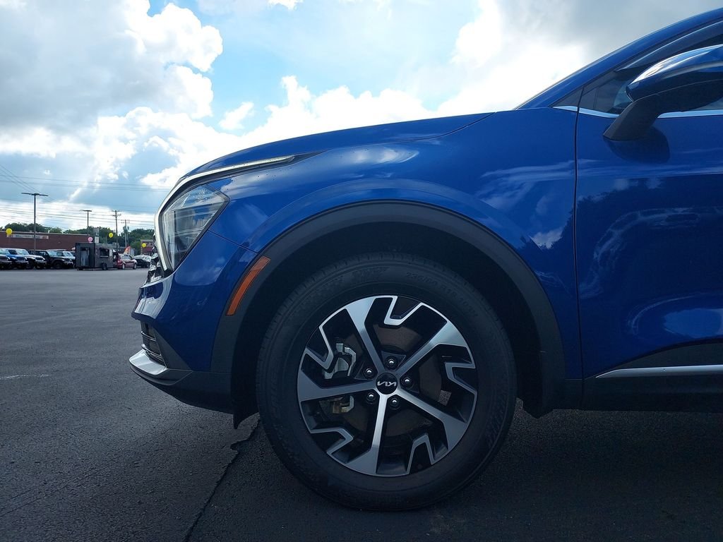 Used 2024 Blue Kia EX image 16
