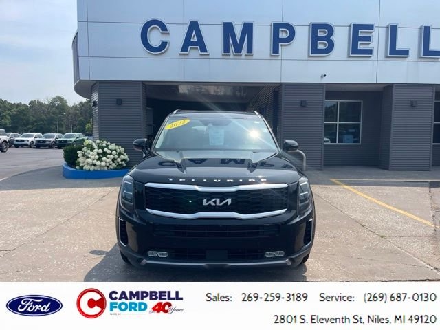 Used 2022 Black Kia SX image 8